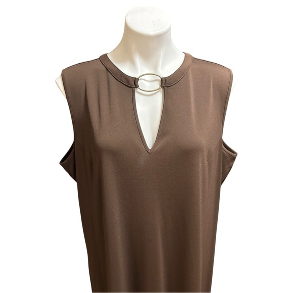 Liz Claiborne Vintage Brown Sleeveless Cut Out Gold Accent Maxi Dress - Picture 3 of 10